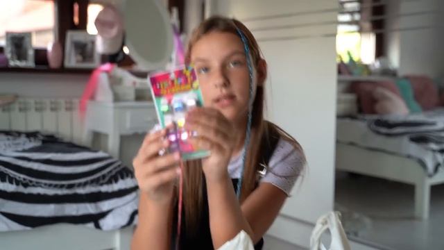 BACK TO SCHOOL смотреть онлайн