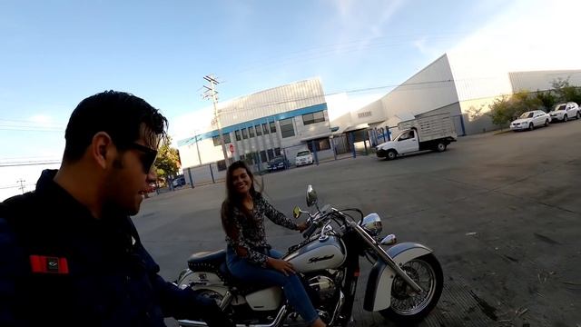 ? HONDA SHADOW 750 SONIDO - ELLA SE ENAMORÓ смотреть онлайн