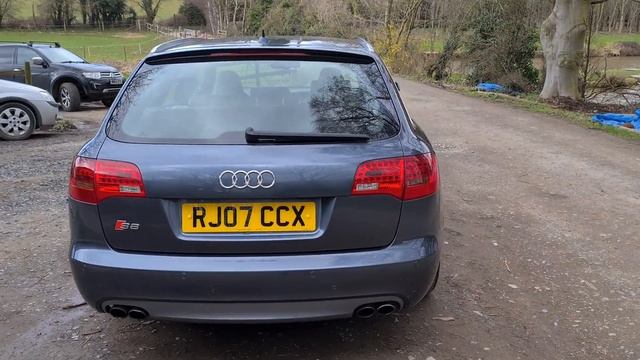 Audi S6 Avant 5.2 quattro смотреть онлайн