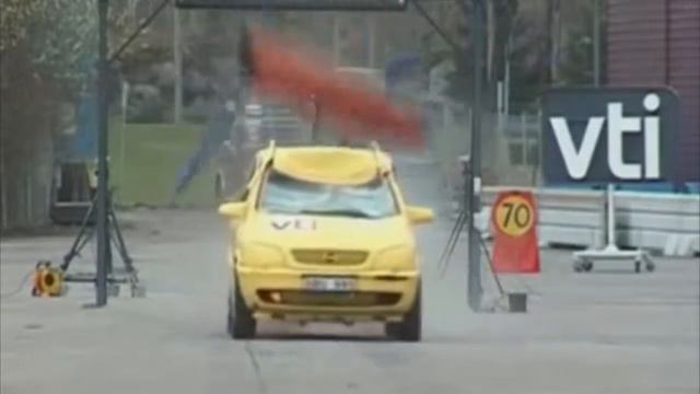 Ночная встреча с лосем по дороге из Нарвы в Таллинн. смотреть онлайн