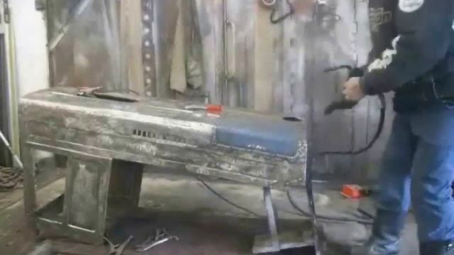 Ремонт МТЗ 80. капот смотреть онлайн