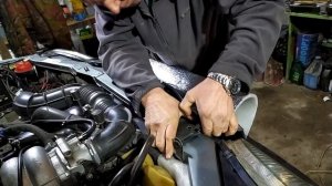 Как сделать съёмную рамку радиатора Нивы Шевроле?