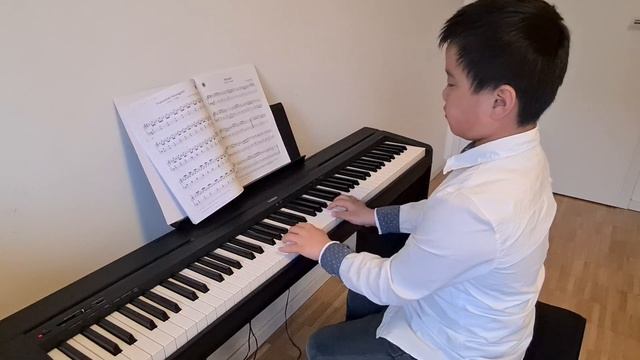 Jonathan spielt Präludium harppegiato von J.C.F. Fischer | Stufenvorspiel Klavier 2021 смотреть онлайн