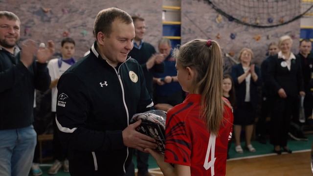 Соревнования по тэг-регби на колясках в школе № 2121 смотреть онлайн