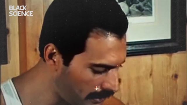 БОГЕМСКАЯ РАПСОДИЯ - Фильм vs Реальность | Ученому плохо смотреть онлайн