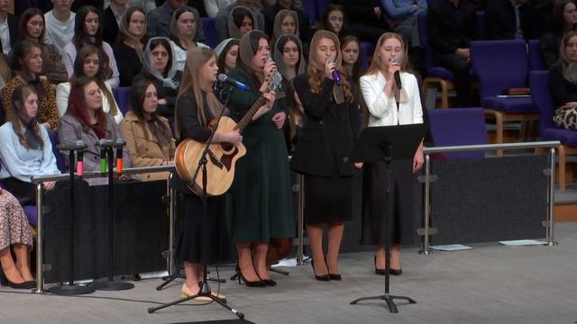 Куда, человек суеты и греха, направляешься? | Группа молодых сестёр смотреть онлайн