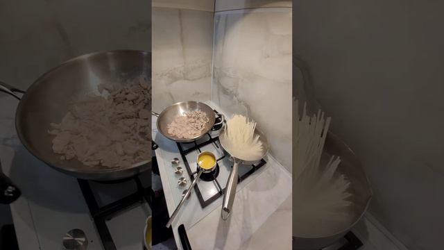 Удон с курицей