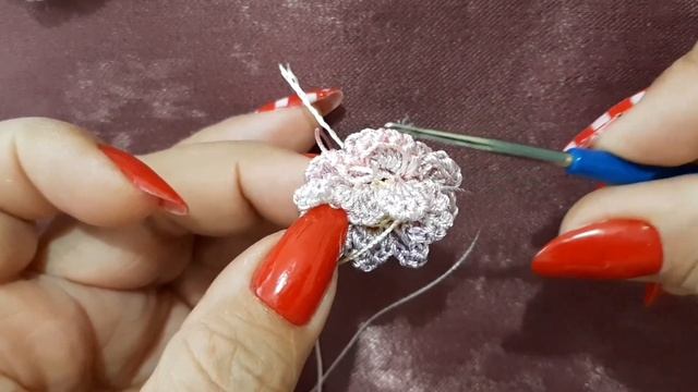 Вязание крючком. Техника ирландское кружево. Штамбовые розы- цветы в саду Клода Моне в Живерни. МК. смотреть онлайн