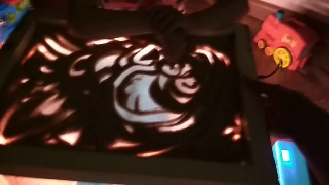 Портативный столик для рисования песком. смотреть онлайн