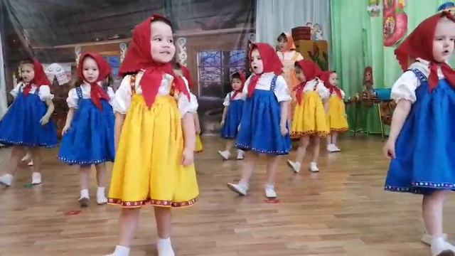 Танец маленьких матрёшек) смотреть онлайн