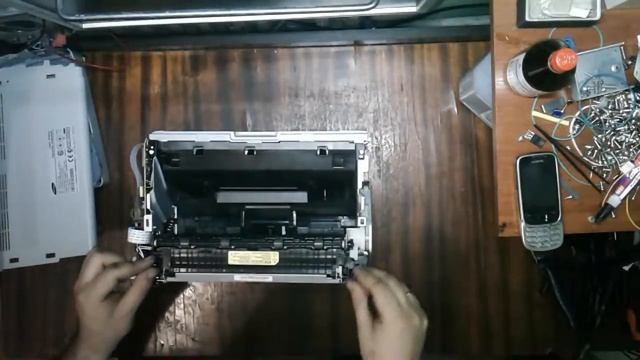 Samsung ML-2160 в принтер попал полиэтилен (пакет, клеенка), что делать? смотреть онлайн