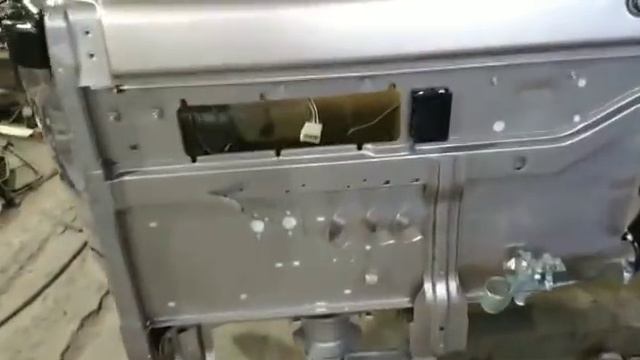 Серый металлик "Звёздная пыль". А как вам такой цвет кабины друзья? И какой понравился больше? Пиши смотреть онлайн