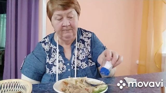 МУКБАНГ В КАФЕ ..ВЕЧЕРНЕЕ..\\ЩИ..РОЖКИ С ГУЛЯШОМ\\еда в больницах в ссср была вкуснее\\? смотреть онлайн