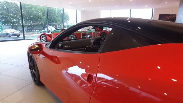 2011 Ferrari 458 Italia in Rosso Corsa with Black Pack Styling смотреть онлайн
