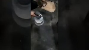 Установка направляющих клапанов на ГБЦ двигателя D12A на Volvo FH