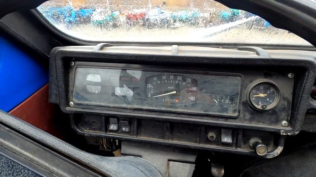 КРЫМ не перестаёт удивлять. Это вы ещё НЕ ВИДЕЛИ. Коллекция ретро-автомобилей у подножия Демерджи. смотреть онлайн