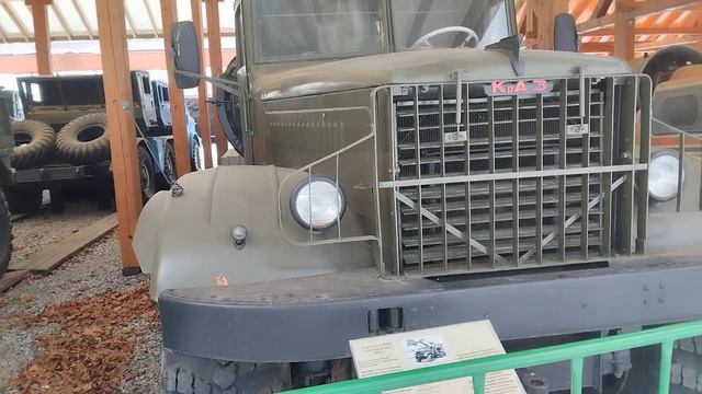 Ретро экскаватор Э-305БВ КРАЗ-255Б смотреть онлайн