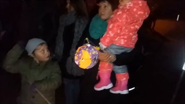 Девчонки на празднике фонаря "Laterne"или День святого Мартина смотреть онлайн