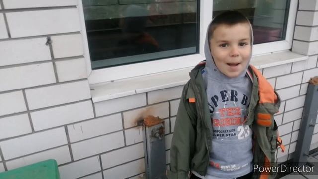 #18 серия. НАЧАЛИ РЕМОНТ. КЛАДЕМ ПЛИТКУ В САНУЗЛЕ. смотреть онлайн