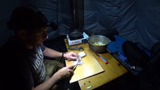 ?На озеро с ночёвкой.Картошка на сале.Грузди в сметане.Охота на утку. смотреть онлайн