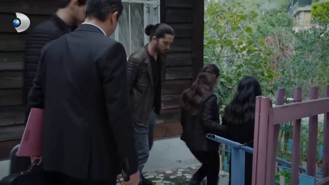 Hüsnü'nün Evine Saldırdı! | Arka Sokaklar 653. Bölüm
