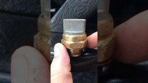 Как выбрать датчик включения вентилятора охлаждения на пассат Б3