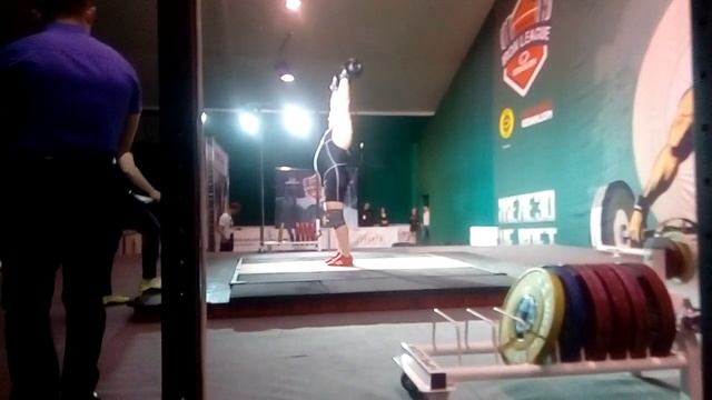 Александр Клюшев. Парный жим гантелей по Кляйну на 15! "ТЕАТР СИЛЫ" в СК "САЛЮТ ГЕРАКЛИОН" смотреть онлайн