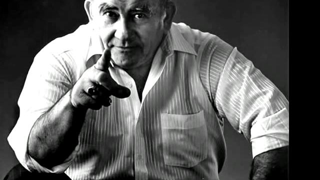 Ed Asner As Jabba the Hutt смотреть онлайн