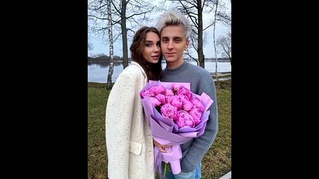 Влад А4 и его девушка Юля Годунова любовные фотографии...#а4#влада4#владбумага#юлягодунова#tiktok