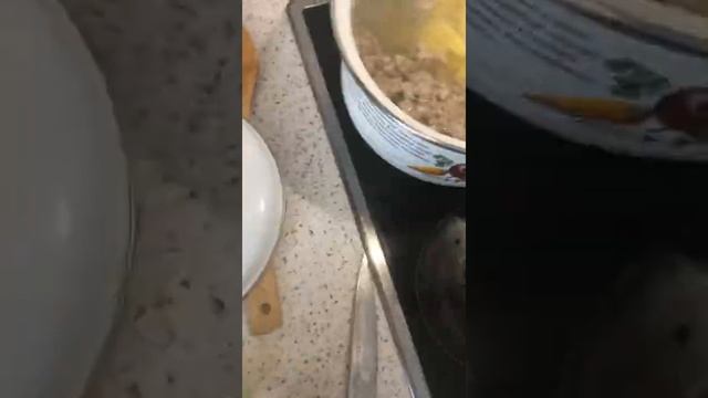 Простой, но очень вкусный суп с фрикадельками! Съедается сразу!