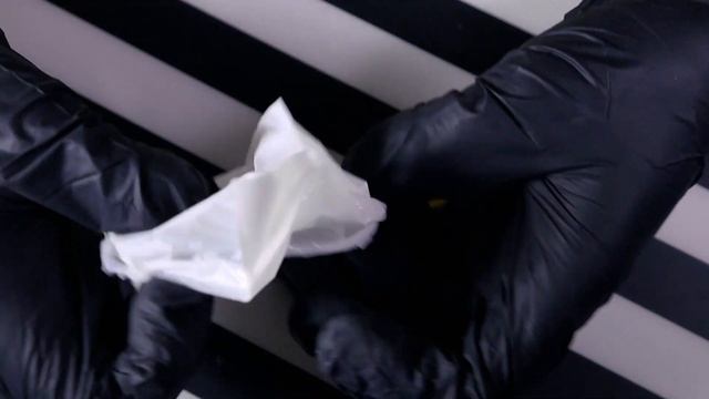 Распаковка фигурок РОБЛОКС + КОДЫ на БЕСПЛАТНЫЕ ВЕЩИ РОБЛОКС 2020 #6 смотреть онлайн