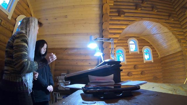 Знакомьтесь-Катя, новая маленькая певчая.Херувимская Симоновская. смотреть онлайн