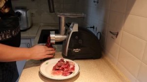 Электромясорубка Moulinex HV8 тестируем дома