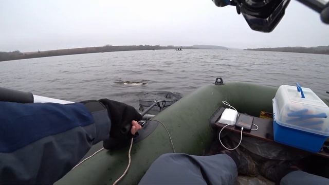 Ловля ЩУКИ поздней осенью! смотреть онлайн