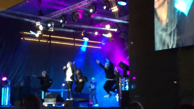 Прогулки по Москве. ДИМА БИЛАН - Молния. Парк «ОСТРОВ МЕЧТЫ». 28.08.2021г. смотреть онлайн