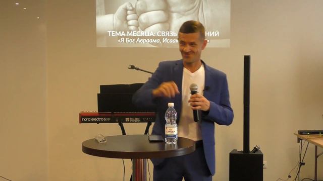 Воскресное богослужение // Олег Лукоянов смотреть онлайн