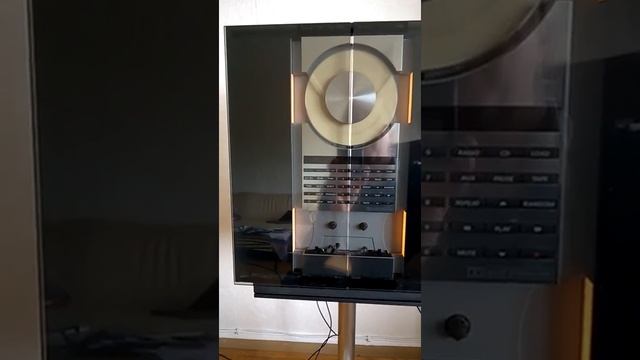 Beosound Ouvertüre mit Powerlink und RDS Radiokennung смотреть онлайн