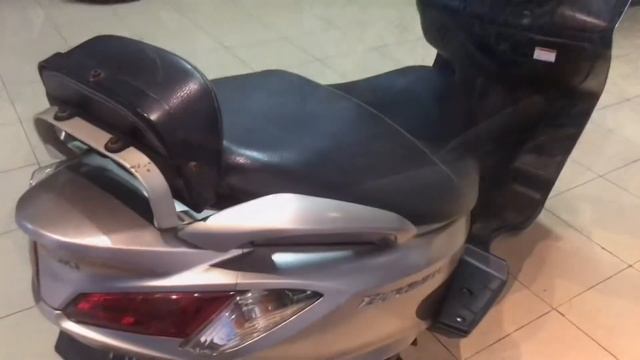 Review Skuter Bongsor Milik Suzuki || Burgman 400CC DOHC 2015 смотреть онлайн