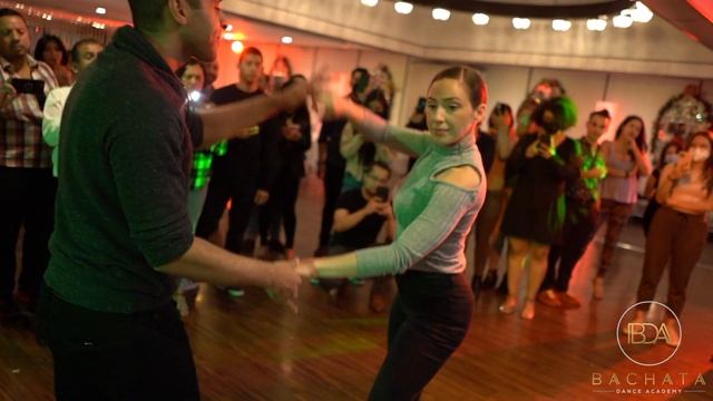Intermediate Bachata Combination - Class Recap #18 - Demetrio & Nicole - Bachata Dance Academy смотреть онлайн