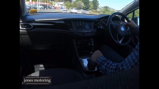 2018 Holden Astra LS Wagon | Review смотреть онлайн