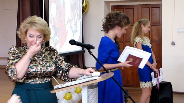 Вручение Аттестатов выпускникам 11 класса смотреть онлайн
