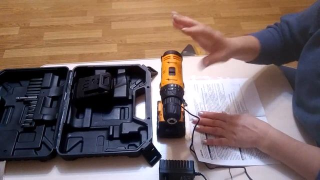 ОНЛАЙН ТРЕЙД.РУ Дрель-шуруповерт аккумуляторная ударная Вихрь ДА-18Л-2КУ смотреть онлайн