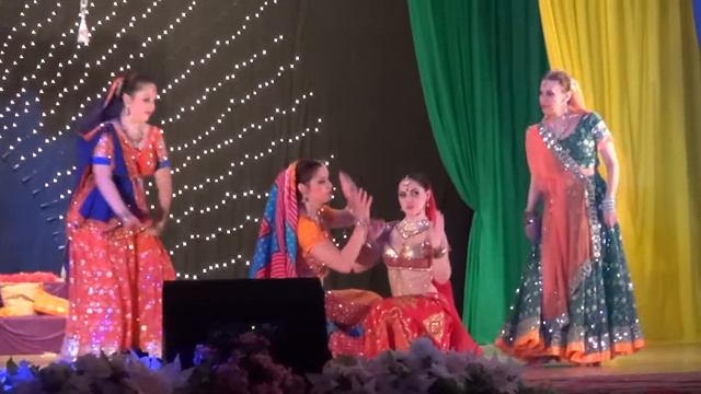 "Наш Болливуд" Танец любви -Театр индийского танца "Рангила" смотреть онлайн