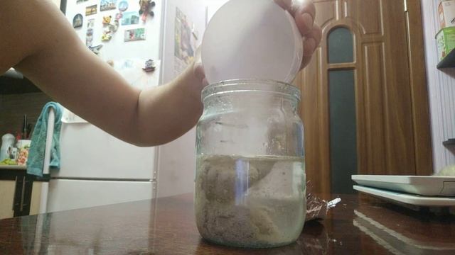 Разбраживаем сухие дрожжи. смотреть онлайн