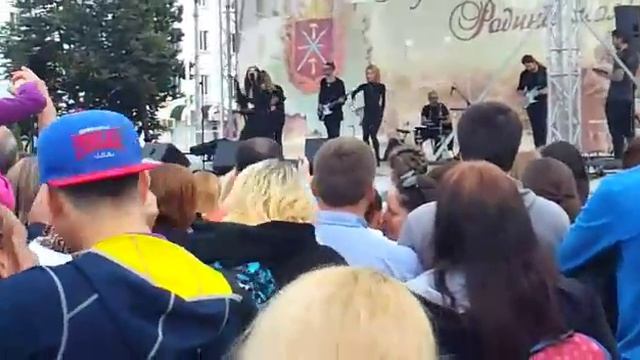 Анна плетнёва в Новомосковске на площади смотреть онлайн