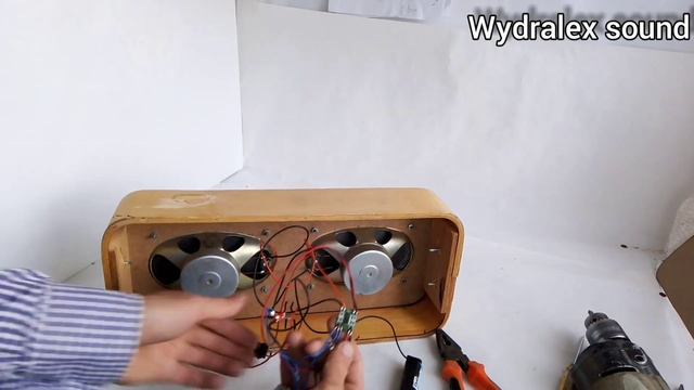 How to make Bluetooth speakers Самодельная мини колонка За 5 минут своими руками Как сделать колонк смотреть онлайн