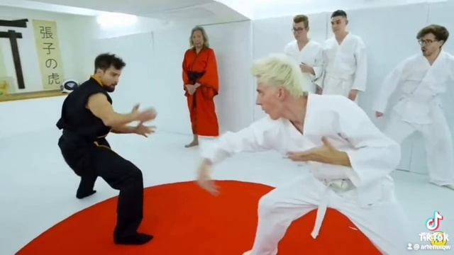 я А4 ето мой 2 акаунт карате от А4 смотреть онлайн