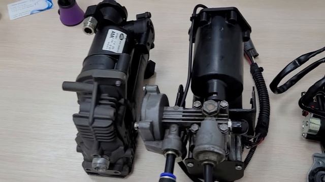 компрессор пневмоподвески:AMK,Hitahi,Wabco смотреть онлайн