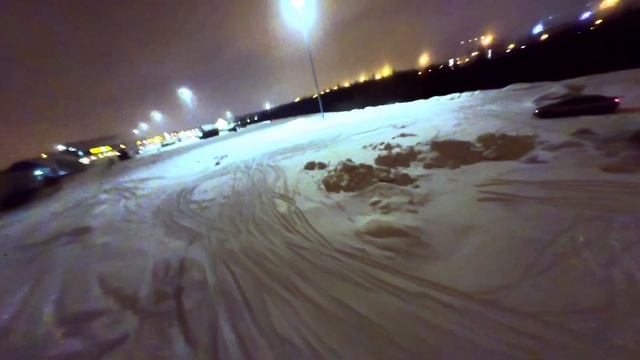Первый полет на собранном с нуля 7-ми дюймовом квадрокоптере смотреть онлайн