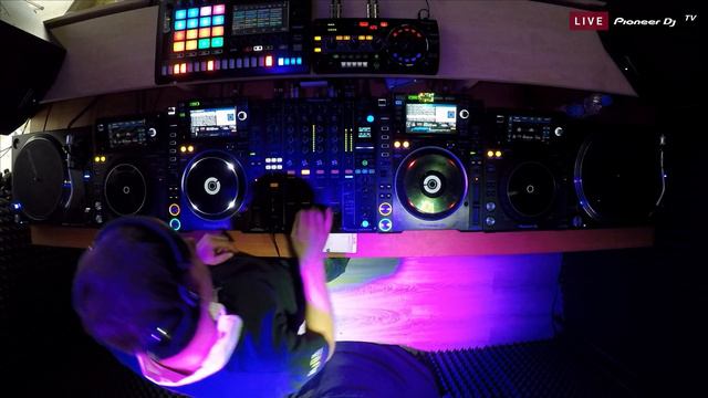 Dj OLEG SKIPPER /tech House/ @ Pioneer DJ TV | Moscow